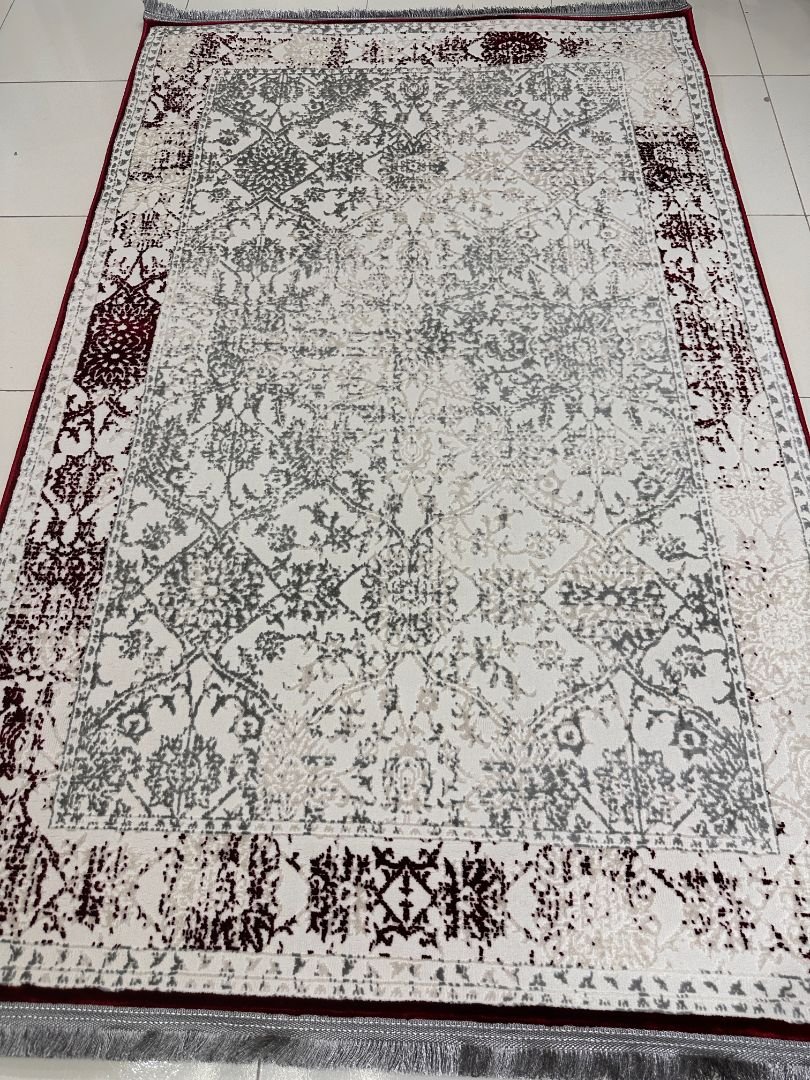Ruby Garden Persian-Style Turkish Rug – 4×6 ft