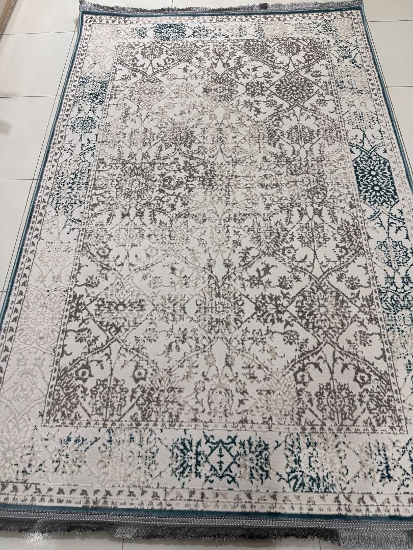 Azure Garden Persian-Style Turkish Rug – 4×6 ft