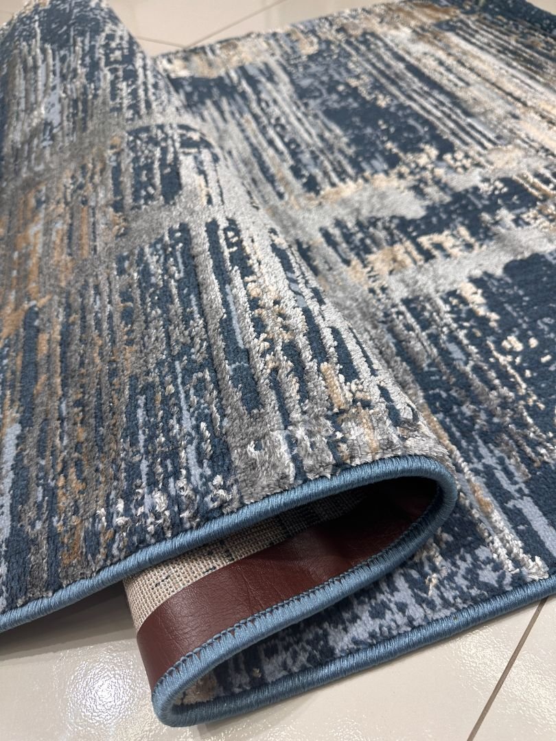 Midnight Strokes 3D Shiny Turkish Rug – 3×5 ft - Image 5