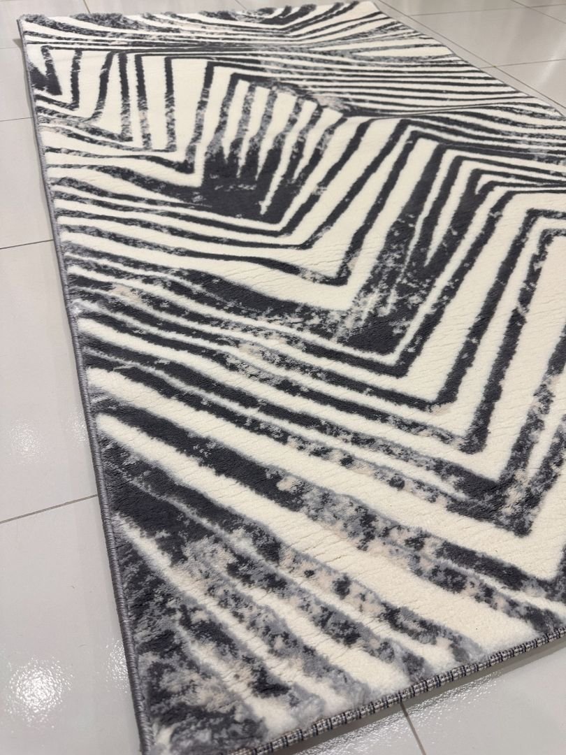Monochrome Maze Modern Turkish Rug – 3×5 ft - Image 3