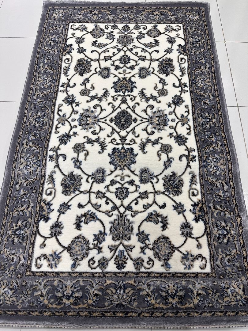 Silver Vine Classic Turkish Rug – 3×5 ft - Image 2
