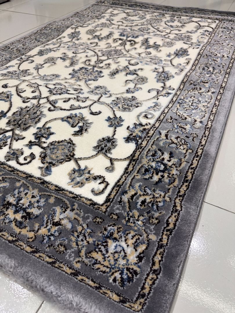 Silver Vine Classic Turkish Rug – 3×5 ft - Image 4