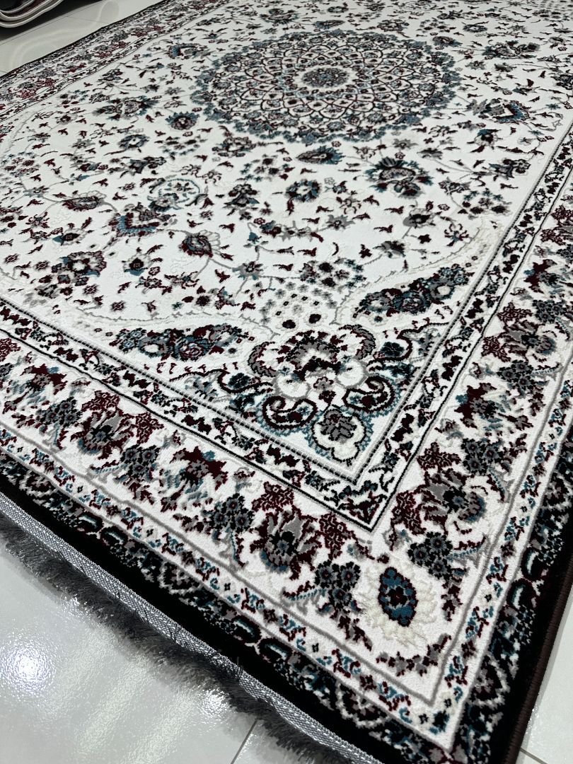 Onyx Rosette Persian-Style Turkish Rug – 5.2×7.5 ft - Image 2