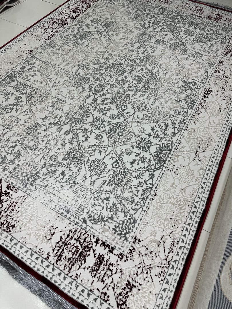 Ivory Tabriz Distressed Persian-Style Turkish Rug – 5.2×7.5 ft - Image 3