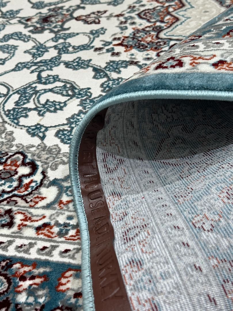 Azure Isfahan Persian-Style Turkish Rug – 5.2×7.5 ft - Image 5