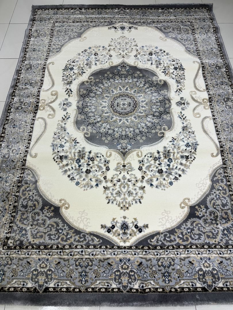 Silver Palace Medallion Turkish Rug – Approx. 5×7 ft