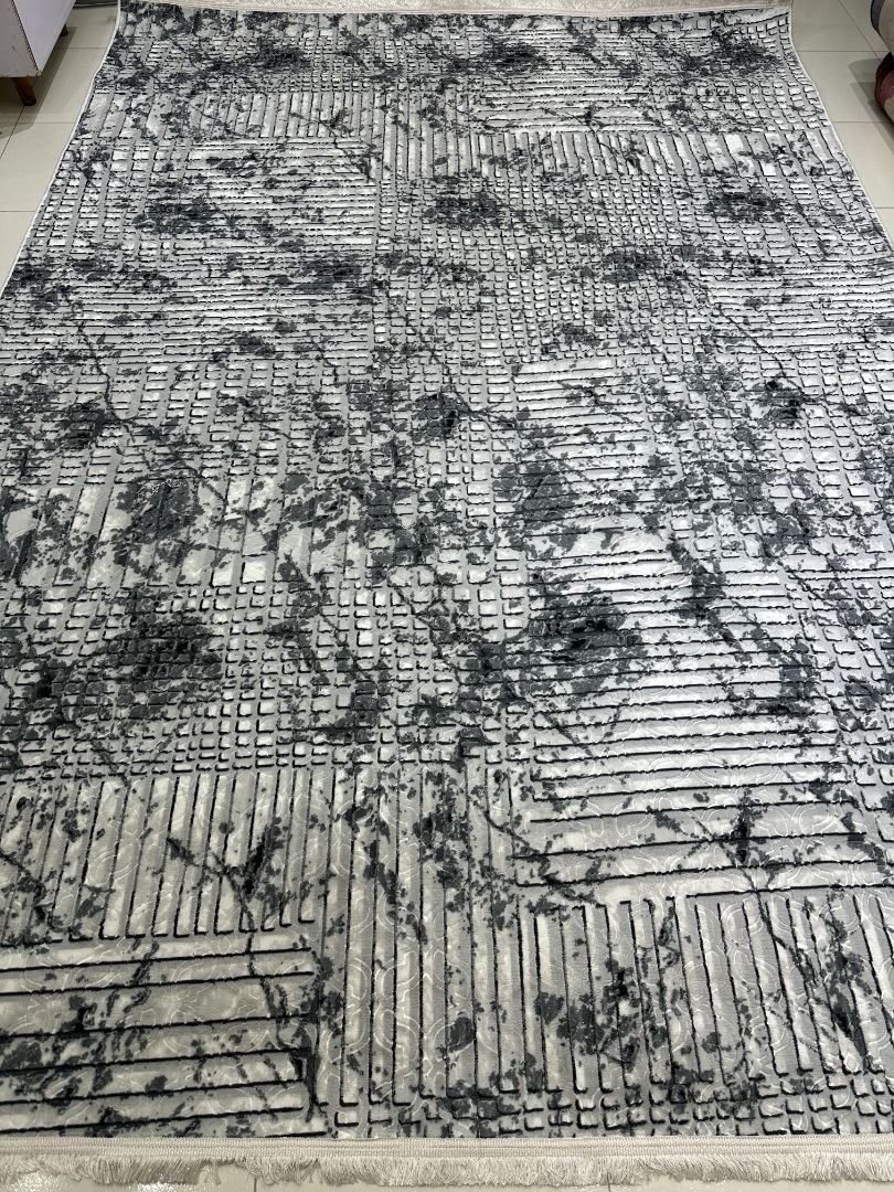 Graphite Grid Premium Turkish Rug – 6.5×9.5 ft