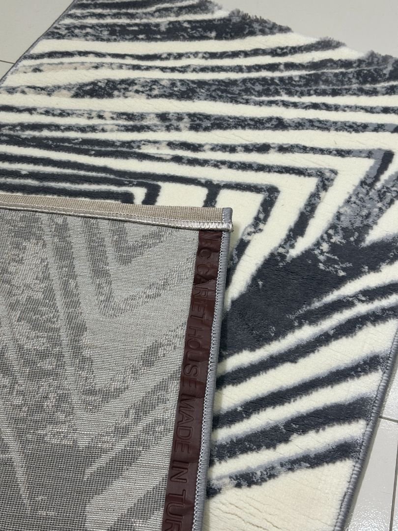 Silver Vortex Premium Turkish Abstract Geometric Runner Rug – Grey & Ivory, 60 × 180 cm (2 × 5.9 ft) - Image 5