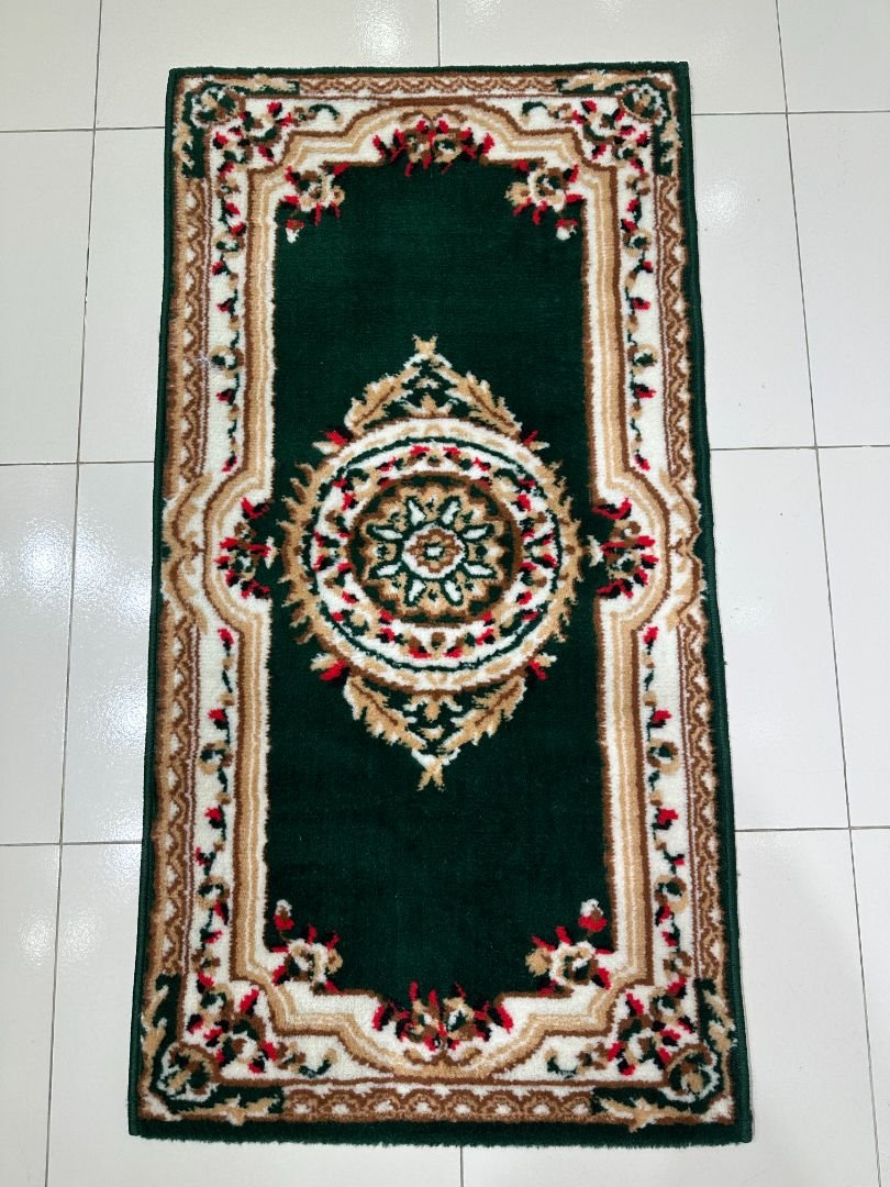 Emerald Darbar Bangladeshi Entryway Rug – Traditional Green Door Mat Carpet, 2 × 4 ft, 10mm