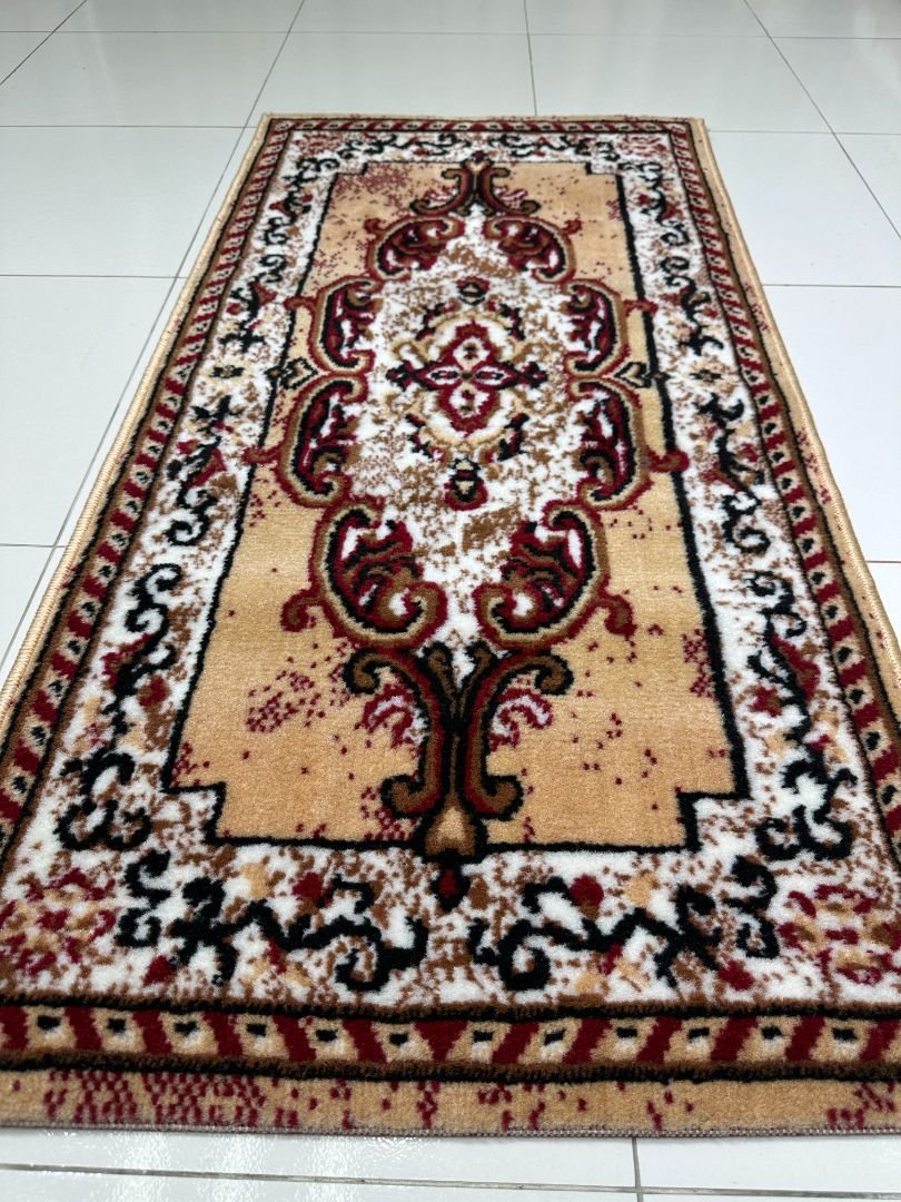 Sunehri Mahal Bangladeshi Entryway Rug – Traditional Beige Door Mat Carpet, 2 × 4 ft, 10mm
