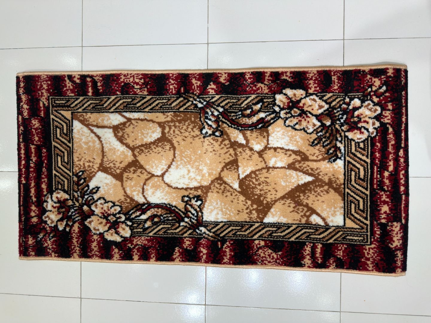 Crimson Mosaic Bangladeshi Entryway Rug – Beige & Maroon Floral Door Mat Carpet, 2 × 4 ft, 10mm - Image 2
