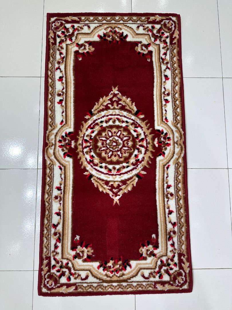 Burgundy Crown Bangladeshi Entryway Rug – Traditional Maroon Medallion Door Mat Carpet, 2 × 4 ft, 10mm