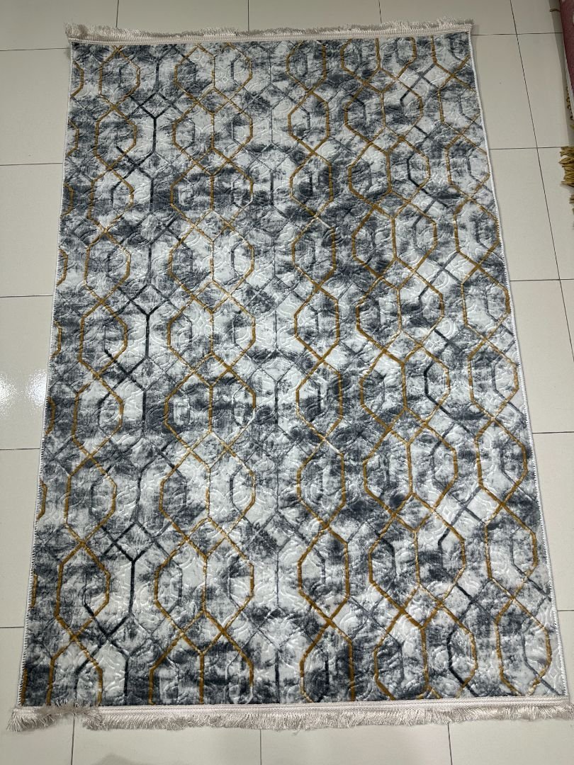 Golden Nexus Turkish Lightweight Geometric Rug – Grey & Gold, 4 × 6 ft | No-Pile Anti-Slip Carpet