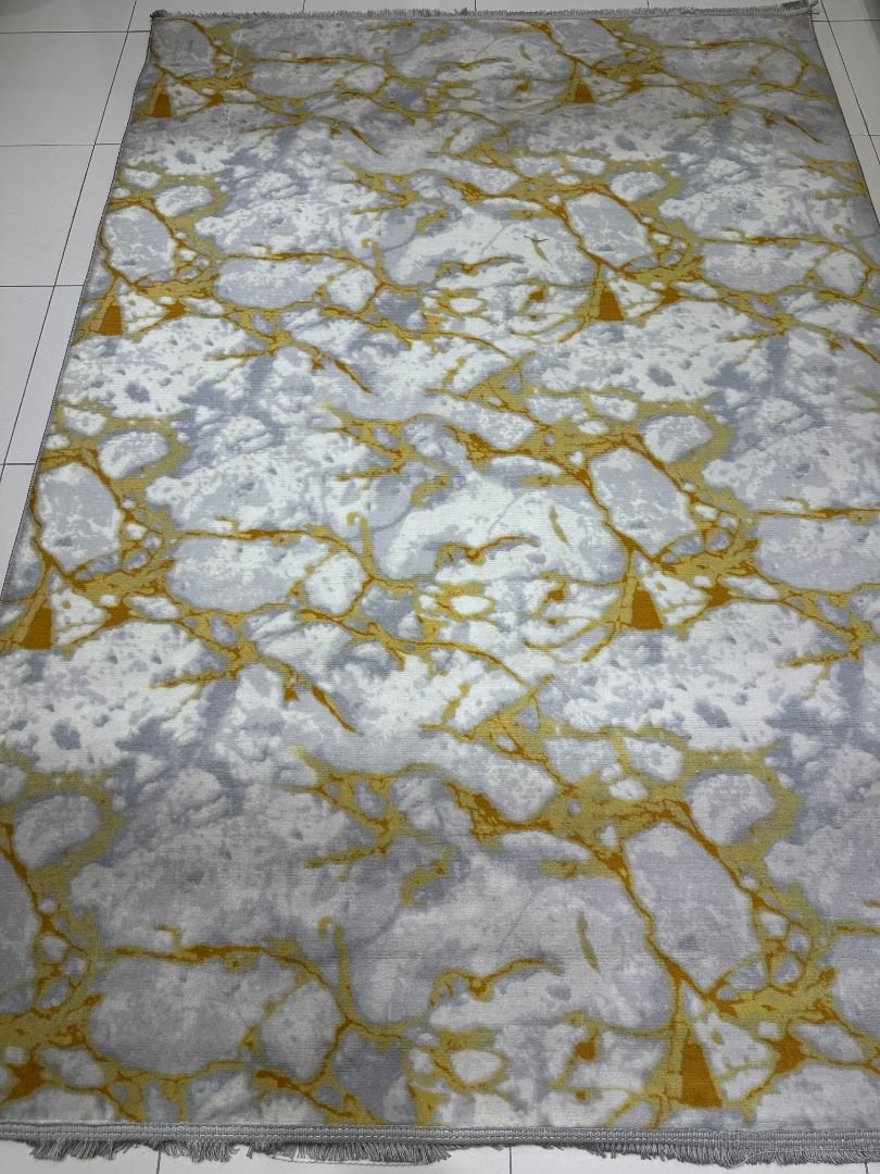 Golden Carrara Turkish Marble-Design Rug – Grey, Ivory & Gold, 5 × 7 ft | Lightweight No-Pile Anti-Slip Carpet
