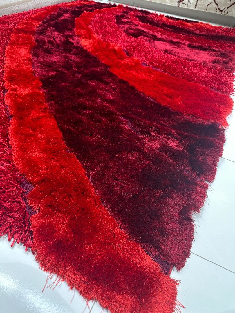 Crimson Cascade Plush Shaggy Rug – Red & Burgundy, 6 × 9 ft | Super-Soft 20mm+ Carpet - Image 4